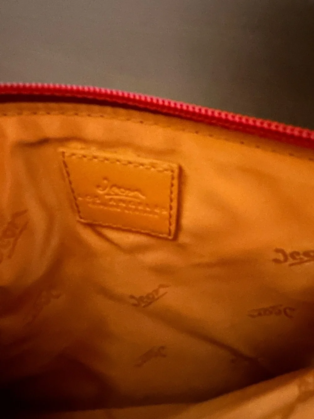 Jeon Los Angeles pouch - Picture 5 of 5